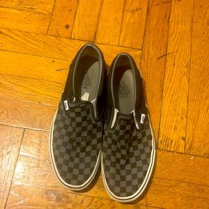 Men  11 vans